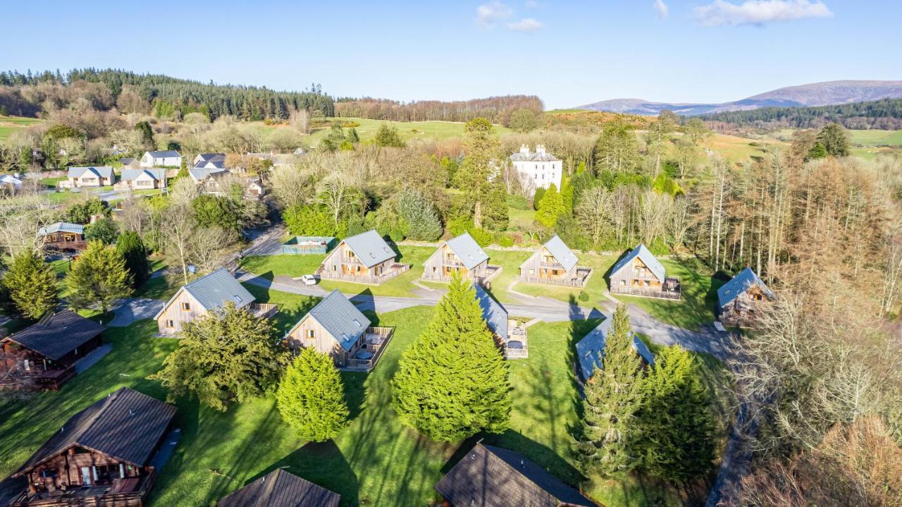 Lord Galloway 35 With Hot Tub Newton Stewart Exterior photo